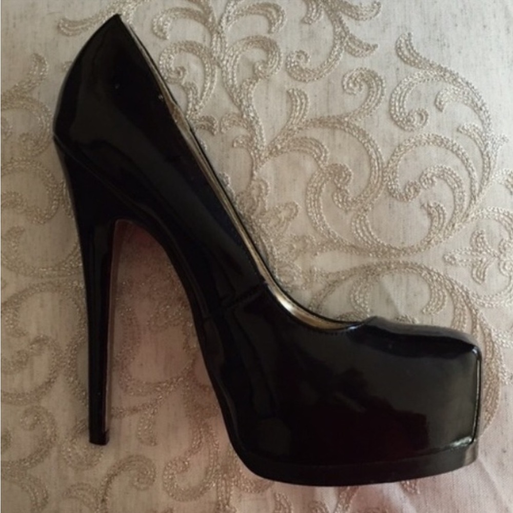 BLACK HEELS PATENT LEATHER - Picture 3 of 5